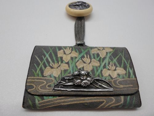 Fine Japanese Kinchaku Purse with Kagamibuta Netsuke