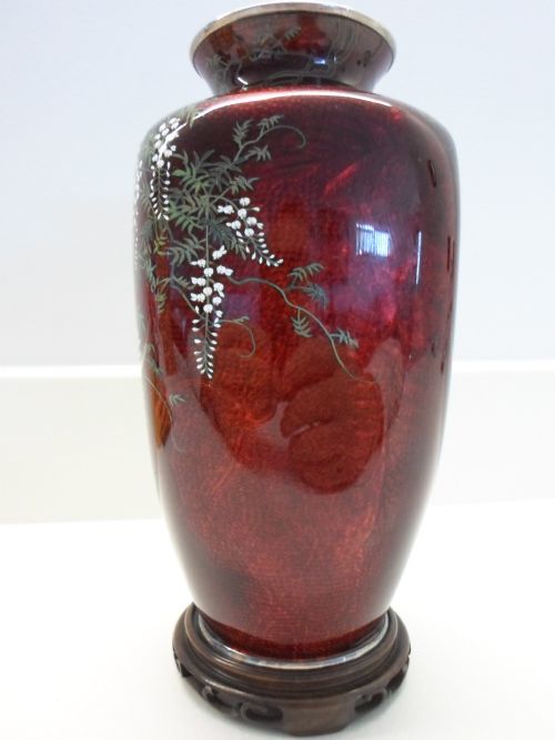 fig 1.  ANDO JUBEI SILVER CLOISONNE VASE IN SILK LINED TOMOBAKO 