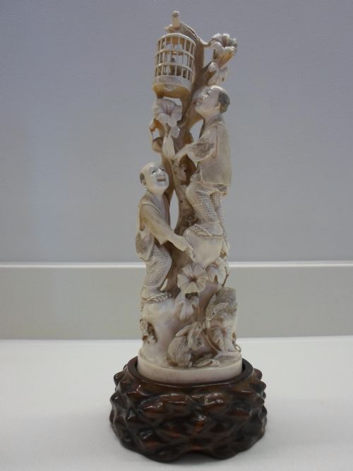 Large Fine Quality One Piece Japanese Ivory Okimono