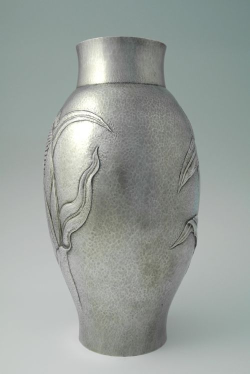 fig 1. MAGNIFICENT LARGE JAPANESE SILVER VASE - SEIKA SIGNED