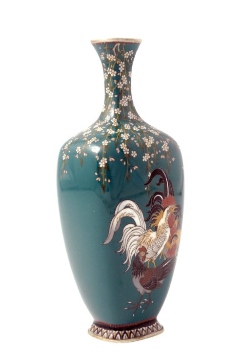 fig 1. FINE QUALITY SILVER WIRE JAPANESE CLOISONNE VASE 