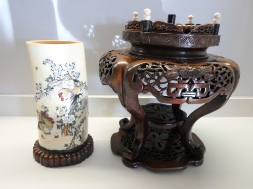 fig 2. STUNNING HUGE JAPANESE SHIBAYAMA IVORY TUSK VASE ON STAND