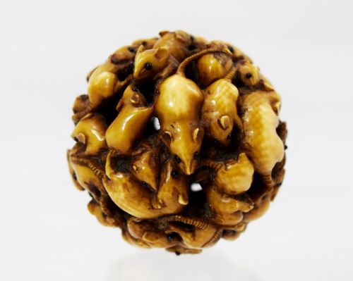 fig 1. SUPERB QUALITY PIERCED IVORY RAT BALL OJIME
