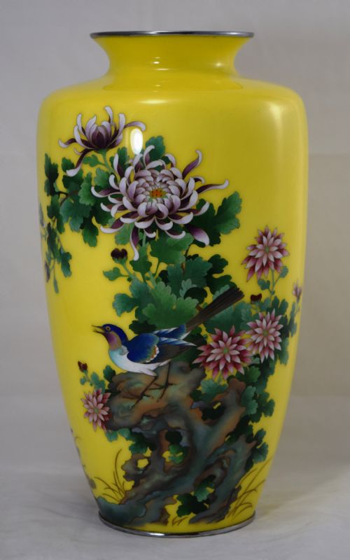 large striking yellow ground japanese cloisonne vase - CATEGORY: ANTIQUE VASES - DATED 1920