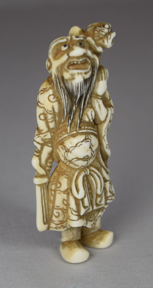 LARGE JAPANESE IVORY NETSUKE SHOKI AND ONI - ADDITIONAL PHOTO 2