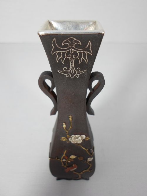 UNUSUAL JAPANESE MIXED METAL ONLAID IRON VASE - ADDITIONAL PHOTO 4