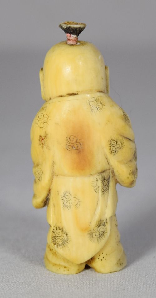 GROUP OF THREE UNUSUAL CHINESE IVORY SCENT OR SNUFF BOTTLES - ADDITIONAL PHOTO 7