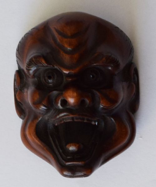 A WELL CARVED JAPANESE BOXWOOD NOH MASK OKIMONO - ADDITIONAL PHOTO 3