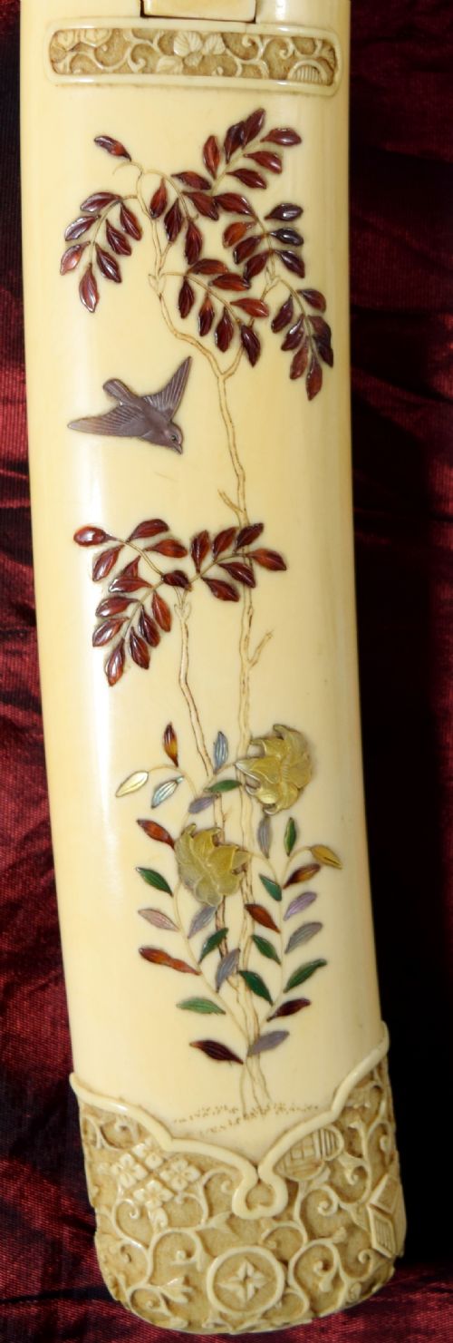 A FINELY CARVED JAPANESE IVORY AND SHIBAYAMA TANTO - ADDITIONAL PHOTO 6