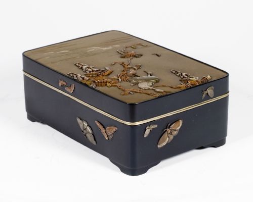 A FINE JAPANESE ONLAID BRONZE MIXED METAL BOX BY MIYABE ATSUYOSHI - ADDITIONAL PHOTO 4