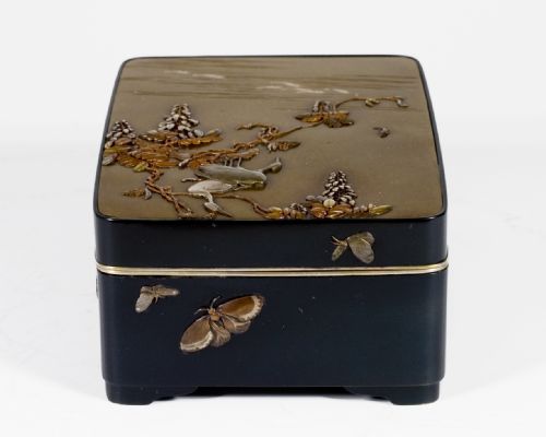 A FINE JAPANESE ONLAID BRONZE MIXED METAL BOX BY MIYABE ATSUYOSHI - ADDITIONAL PHOTO 5