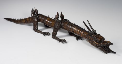 LARGE JAPANESE BOXWOOD ARTICULATED DRAGON AFTER MYOCHIN - ADDITIONAL PHOTO 1