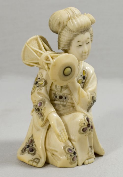NICE QUALITY JAPANESE IVORY AND SHIBAYAMA BIJIN OKIMONO - ADDITIONAL PHOTO 6