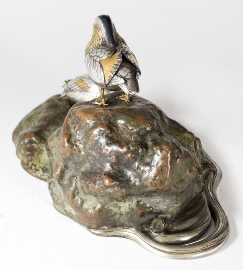AN EXQUISITE JAPANESE MIXED METAL STUDY OF MANDARIN DUCKS - ADDITIONAL PHOTO 2