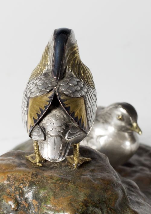 AN EXQUISITE JAPANESE MIXED METAL STUDY OF MANDARIN DUCKS - ADDITIONAL PHOTO 9
