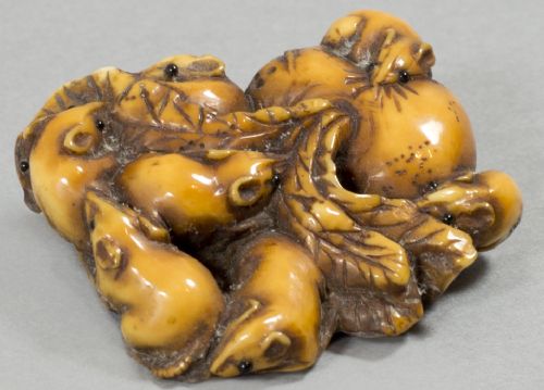 japanese stained ivory rats netsuke signed masamitsu - CATEGORY: ANTIQUE MISCELLANEOUS - DATED 1890