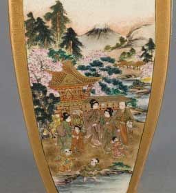 EXQUISITE TAPERED SATSUMA VASE BY MATSUMOTO HOZAN - ADDITIONAL PHOTO 10