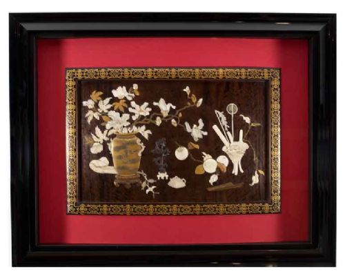 HIGHLY DECORATIVE PAIR OF GOLD LACQUER SHIBAYAMA PANELS - ADDITIONAL PHOTO 1