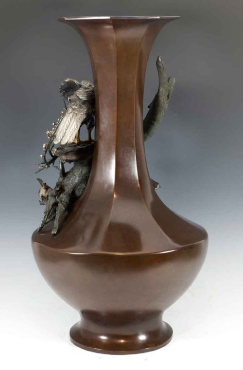A HIGHLY DECORATIVE LARGE JAPANESE ONLAID EAGLE VASE - ADDITIONAL PHOTO 7