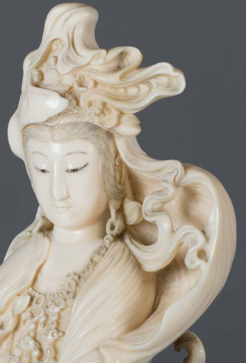 FINE QUALITY JAPANESE IVORY OKIMONO OF KANNON BODHISATTVALISTED TOKYO ARTIST - ADDITIONAL PHOTO 13