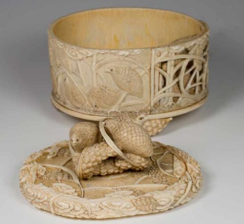 DELIGHTFUL JAPANESE IVORY QUAIL MILLET LIDDED BOX - ADDITIONAL PHOTO 9