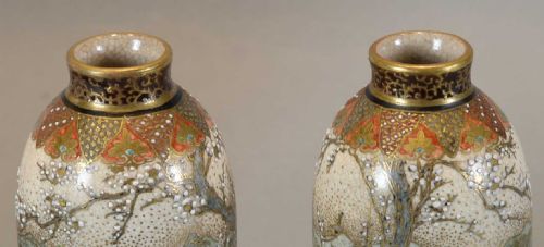 FINE QUALITY PAIR OF JAPANESE MINIATURE SATSUMA VASES SIGNED KIZAN - ADDITIONAL PHOTO 6