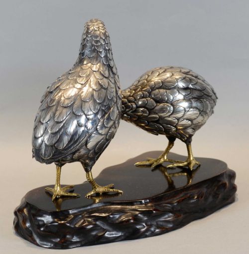 A CHARMING JAPANESE SILVERED BRONZE QUAIL OKIMONO BY HIDENAO - ADDITIONAL PHOTO 4