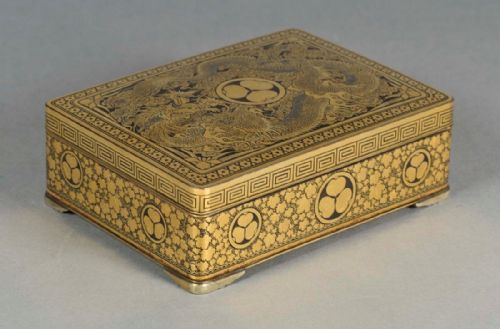 a fine quality japanese iron box by the komai company of kyoto - CATEGORY: ANTIQUE BOXES - DATED 1900