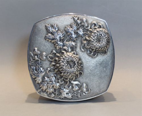 HIGH QUALITY CHINESE SILVER LIDDED BOX BY WANHING - ADDITIONAL PHOTO 4