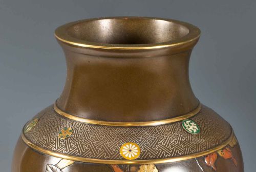 LARGE PAIR OF JAPANESE BRONZE AND MIXED METAL VASES - ADDITIONAL PHOTO 8