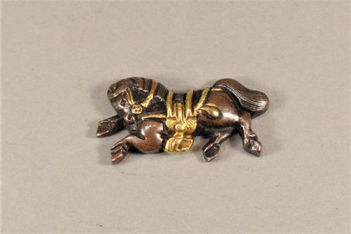 NICE QUALITY PAIR OF JAPANESE MIXED METAL MENUKI HORSES - ADDITIONAL PHOTO 1