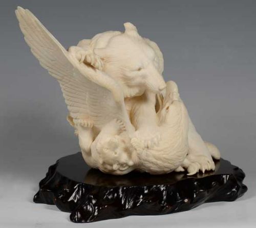 EXHIBITION QUALITY JAPANESE IVORY OKIMONO BEARS AND EAGLE SIGNED TOMOKAZU - ADDITIONAL PHOTO 4