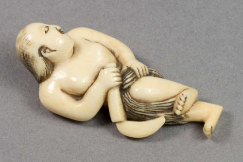 RARE JAPANESE EDO PERIOD IVORY NETSUKE AMA LADY OF THE SEA - ADDITIONAL PHOTO 2
