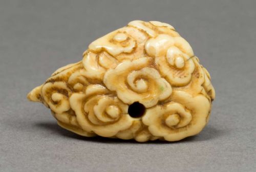 UNUSUAL JAPANESE EDO PERIOD IVORY NETSUKE RAIDEN UPON A CLOUD - ADDITIONAL PHOTO 6