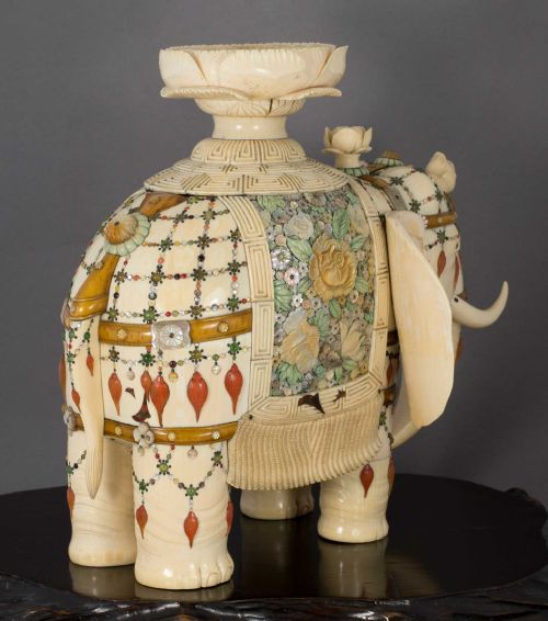 LARGE JAPANESE IVORY AND SHIBAYAMA CAPARISONED ELEPHANT OKIMONO MASAYUKI - ADDITIONAL PHOTO 4
