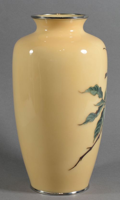 HIGHLY DECORATIVE JAPANESE CLOISONNE ENAMEL VASE BY TAMURA - ADDITIONAL PHOTO 3