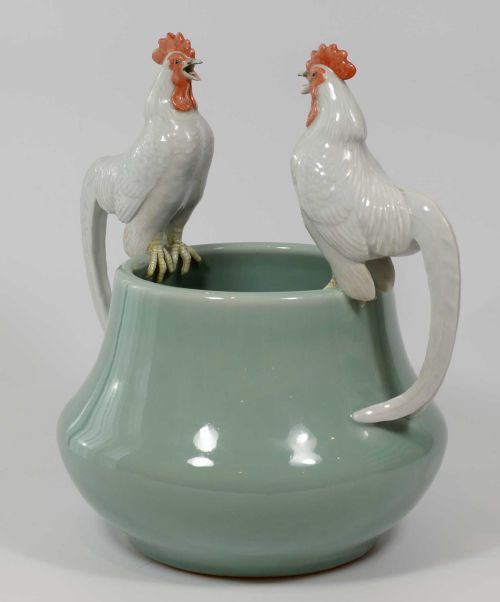 RARE JAPANESE CELADON COCKEREL VASE BY MAKUZU KOZAN - ADDITIONAL PHOTO 5