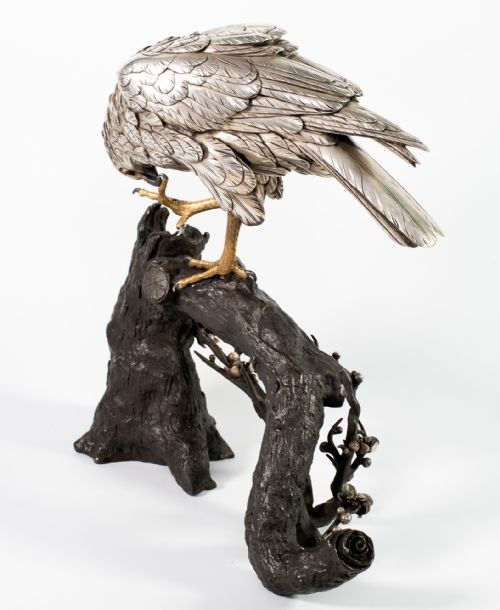JAPANESE SILVERED BRONZE HAWK ON PRUNUS BRANCH BY KAZAN - ADDITIONAL PHOTO 4