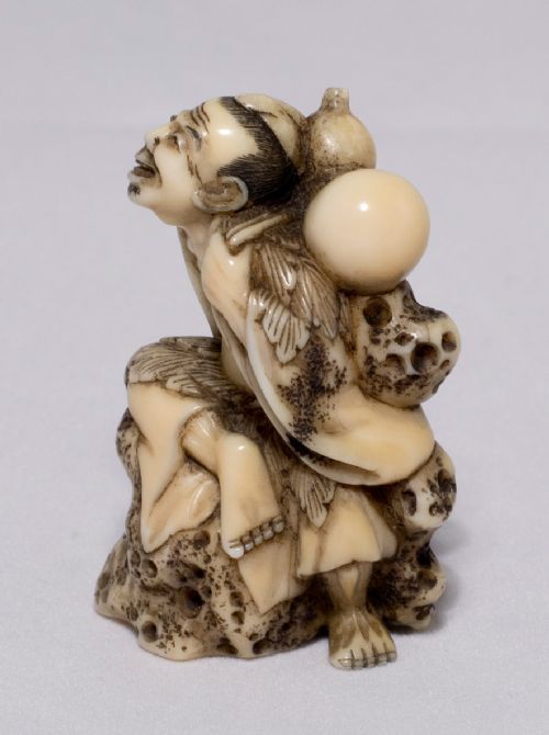 JAPANESE WALRUS TUSK NETSUKE OF CHOKARO SENNIN - ADDITIONAL PHOTO 8
