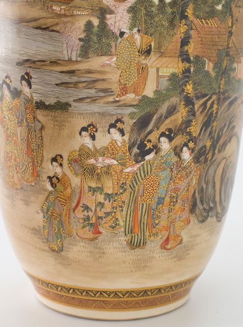 Large Pair of Japanese Satsuma Vases by Kizan View IX