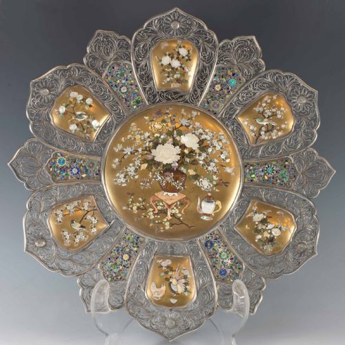 large japanese shibayama gold lacquer panel - CATEGORY: ANTIQUE METAL - DATED 1900