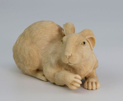 MAJESTIC JAPANESE OKIMONO HARE WITH THE AMBER EYES - ADDITIONAL PHOTO 6