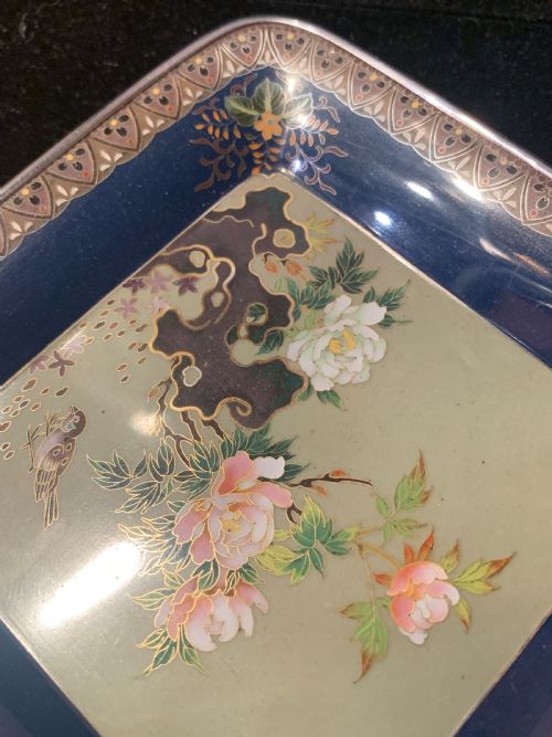 FINE JAPANESE GOLD WIRE CLOISONNE ENAMEL DISH - ADDITIONAL PHOTO 2