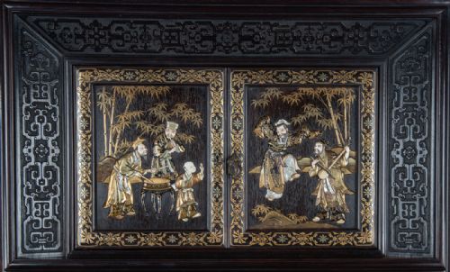 OUTSTANDING JAPANESE GOLD LACQUER AND SHIBAYAMA SHODANA CABINET - ADDITIONAL PHOTO 5