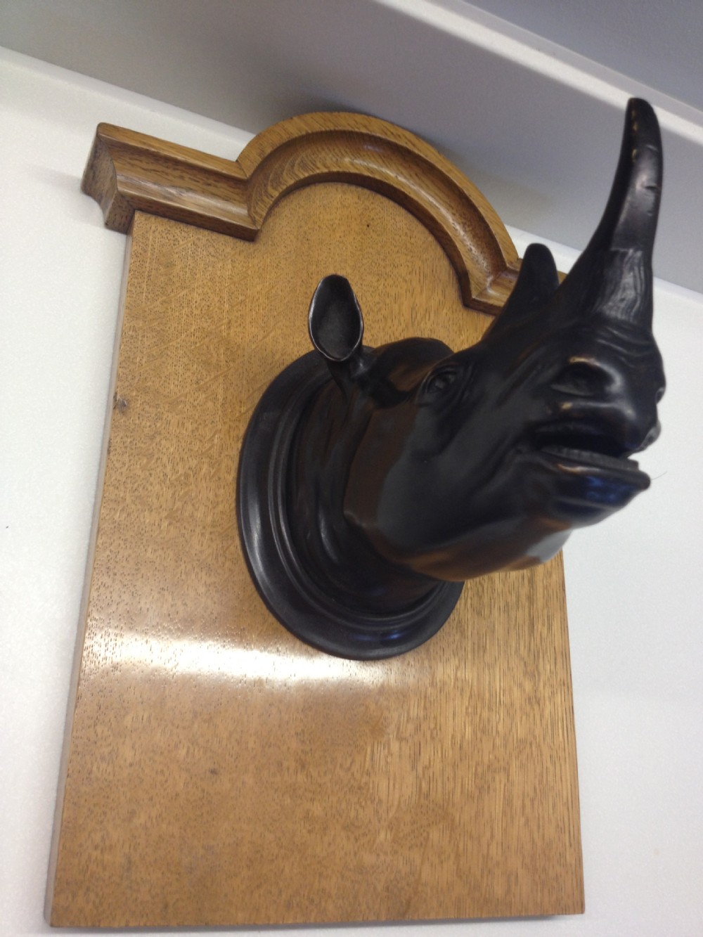 RARE EDWARDIAN RHINOCEROUS HAT & COAT HOOK ON OAK PLAQUE View V