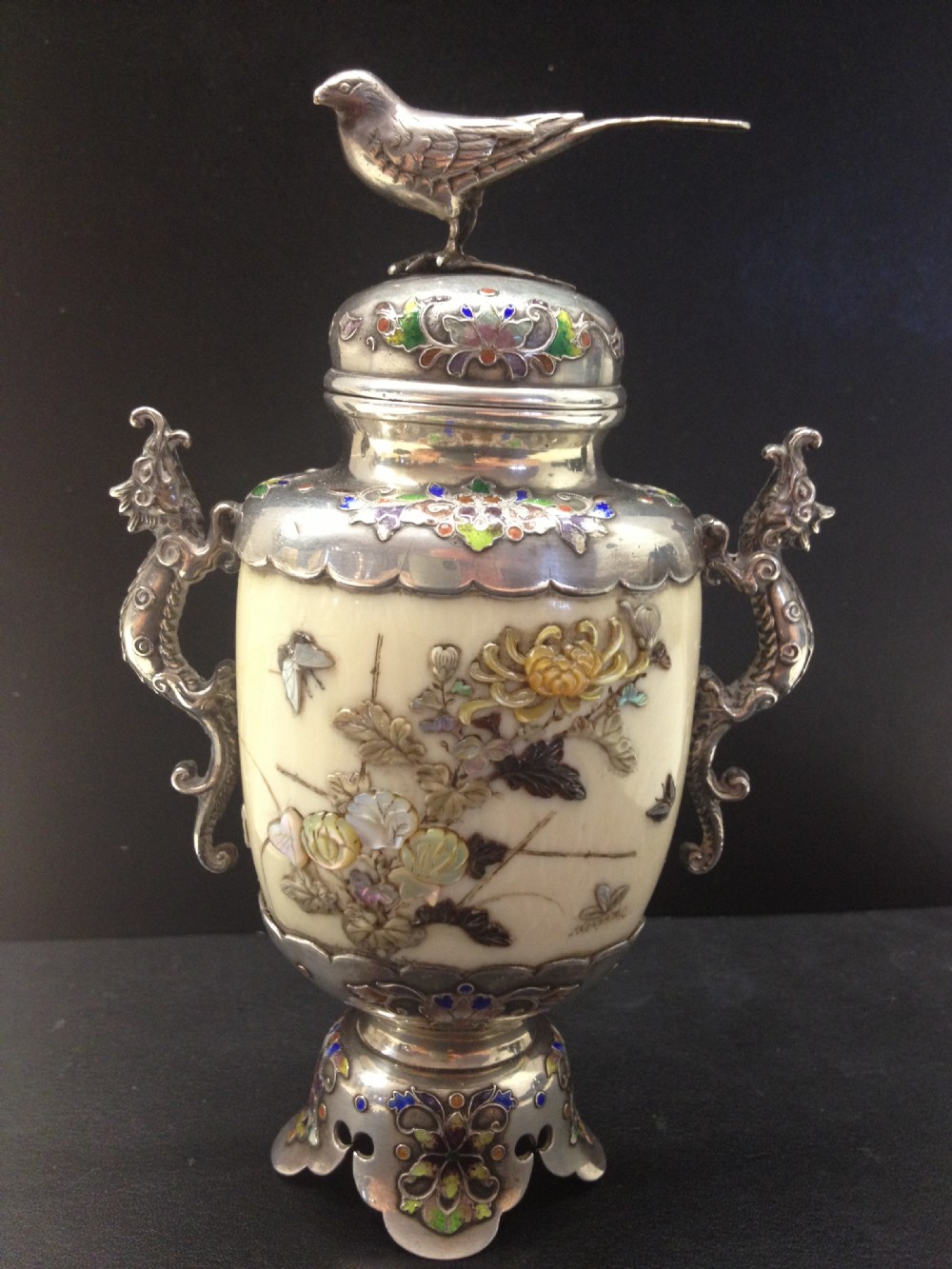 FABULOUS JAPANESE SILVER & IVORY SHIBAYAMA TUSK VASE