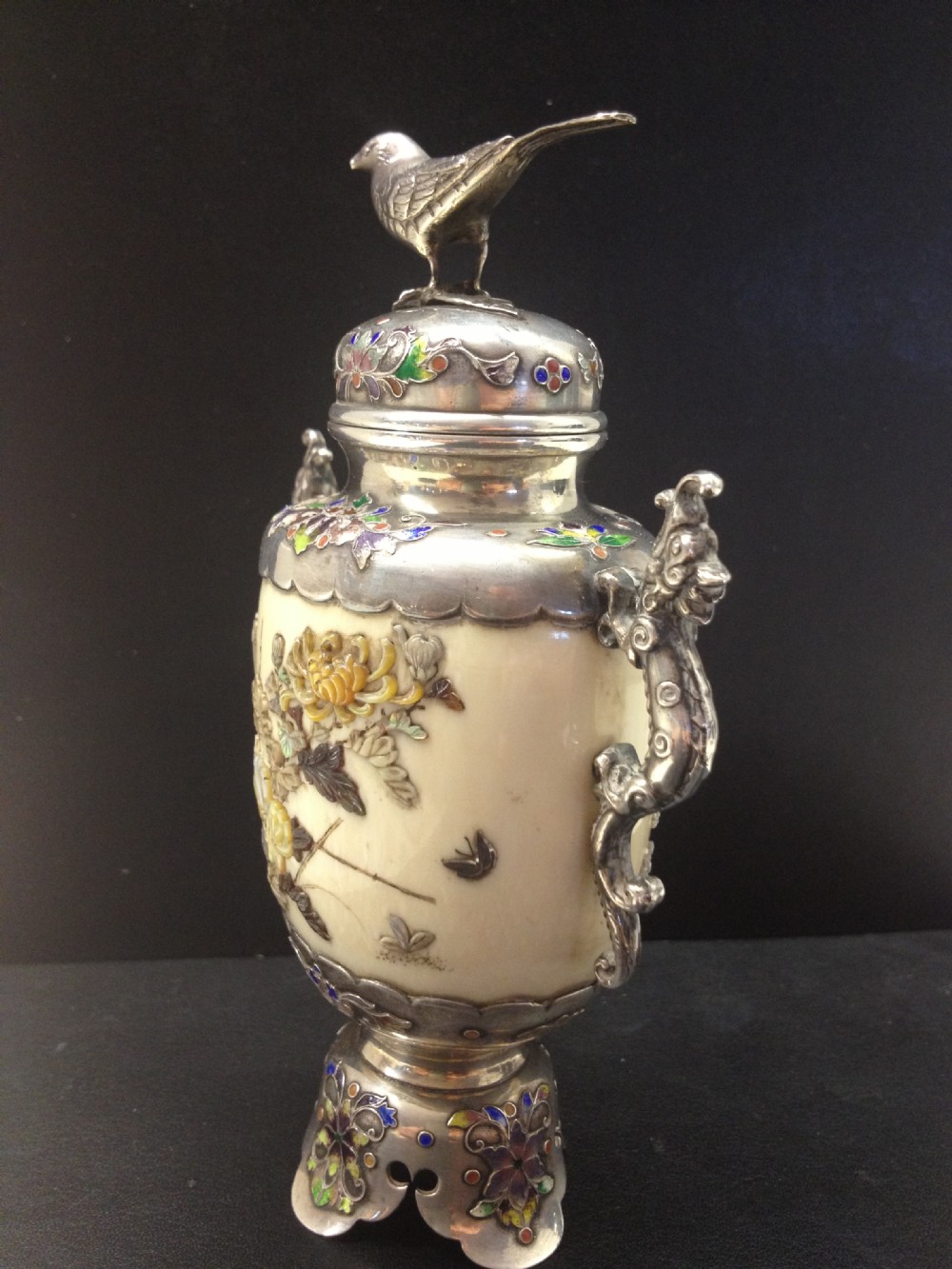 FABULOUS JAPANESE SILVER & IVORY SHIBAYAMA TUSK VASE View II