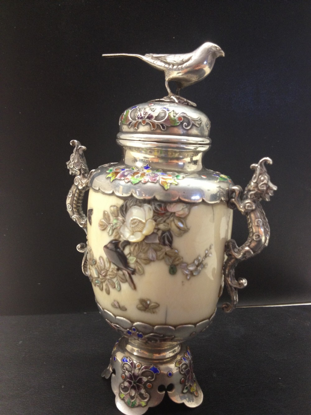 FABULOUS JAPANESE SILVER & IVORY SHIBAYAMA TUSK VASE View V