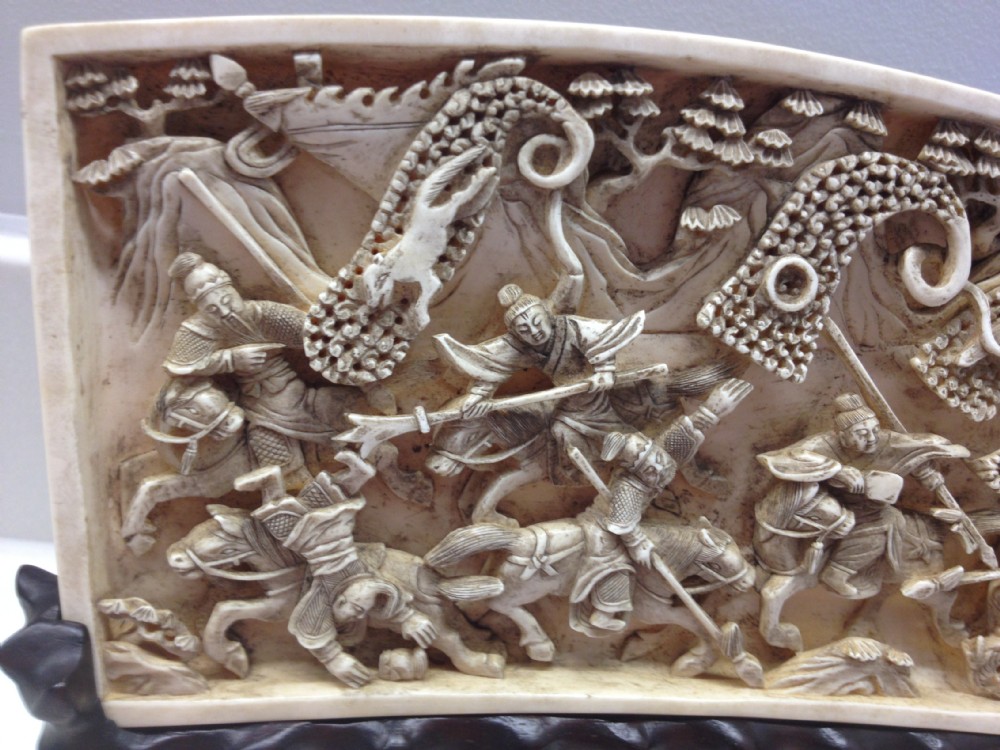FANTASTIC CHINESE IVORY TABLE SCREEN ON HARDWOOD STAND View VI