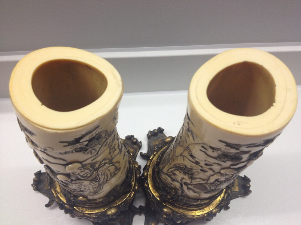 MAGNIFICENT QUALITY PAIR OF JAPANESE IVORY TUSK VASES MEIJI 1868-1912 View VI